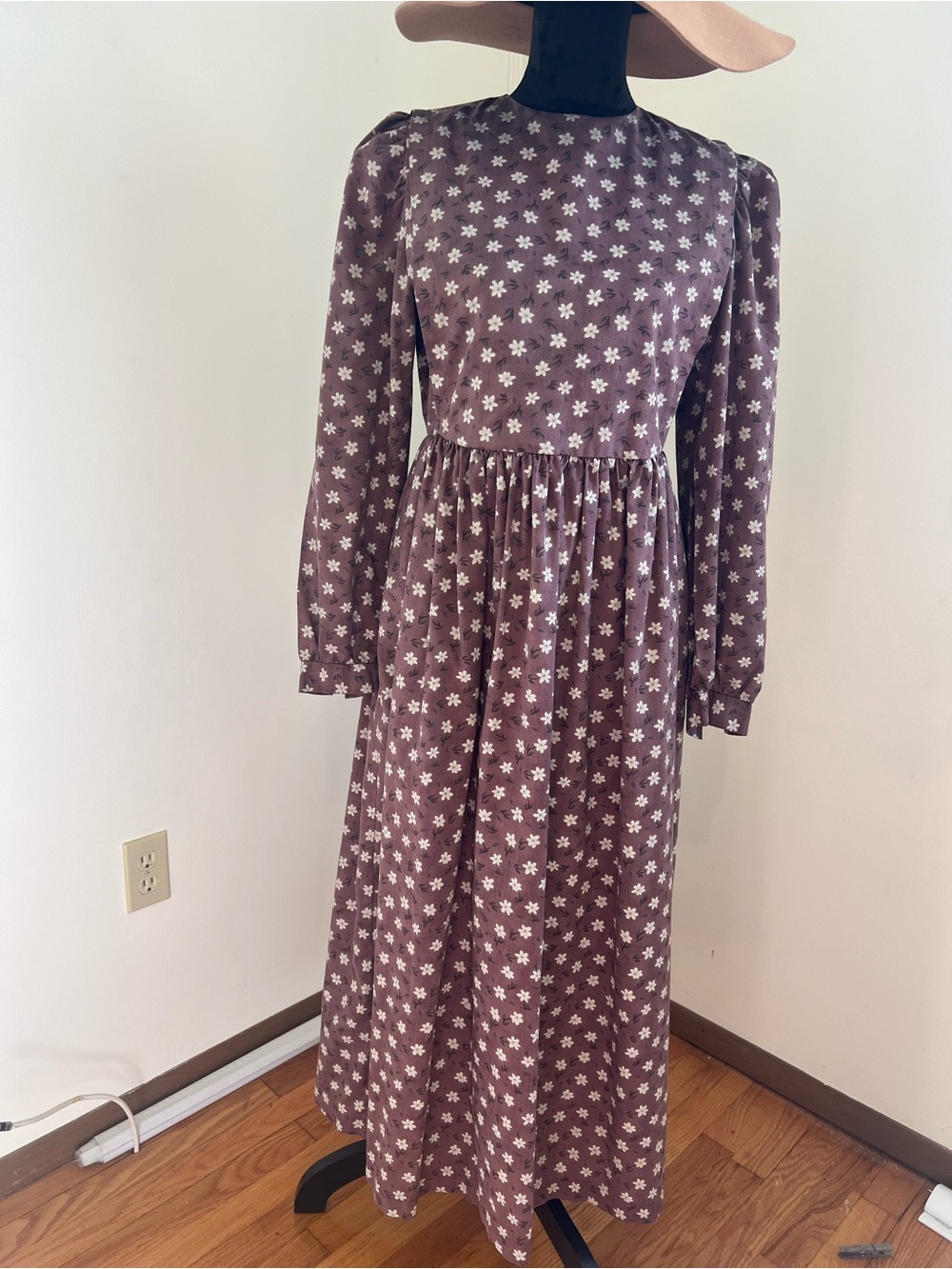 Mauve prairie Floral Long-Sleeve Maxi Dress